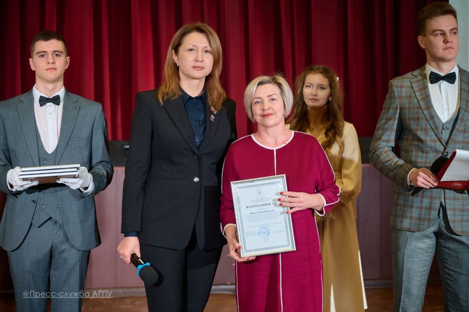 12 ������� � �������� �������������� ������������ ������������ ���������� ����� �� ������� ��� �������� ������� ������