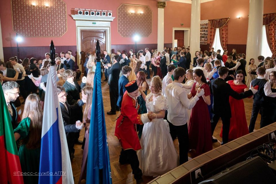 12 ������� � �������� �������������� ������������ ������������ ���������� ����� �� ������� ��� �������� ������� ������