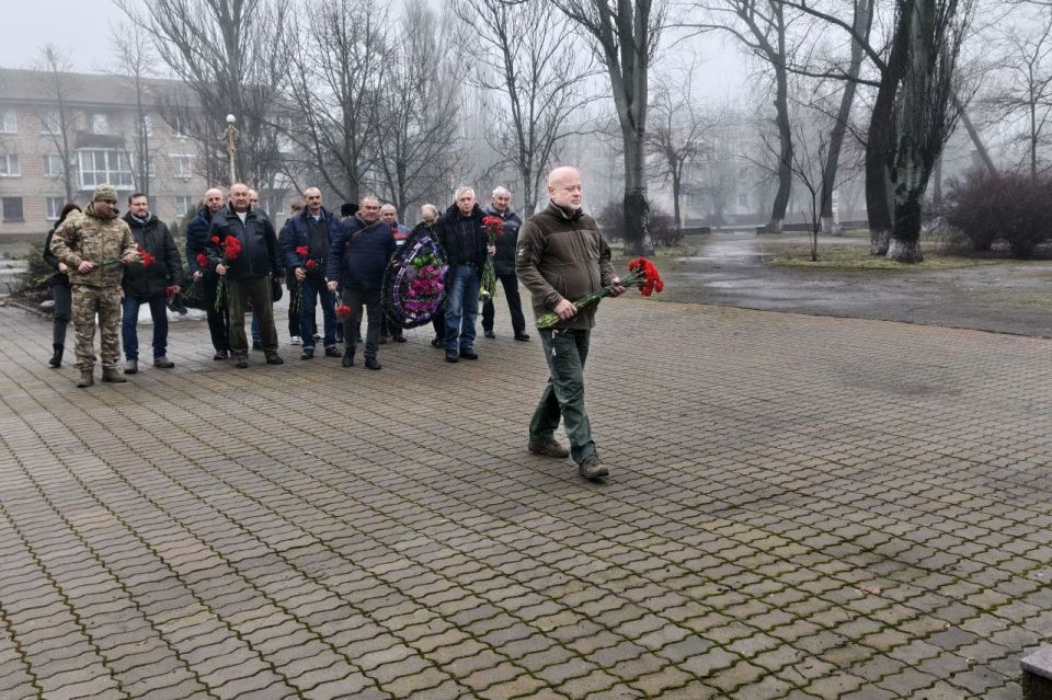 � ���������� ������� ������ ������-������������������