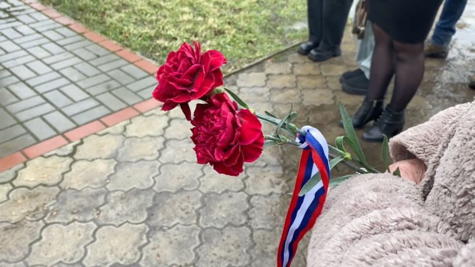 �������� ��������� ����� ������� ������ ������-������������������ � ����������