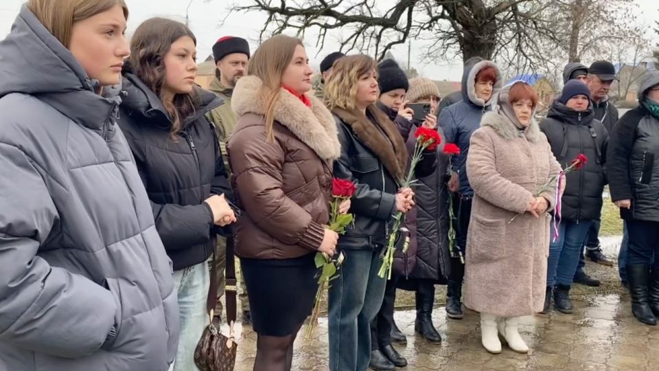 �������� ��������� ����� ������� ������ ������-������������������ � ����������