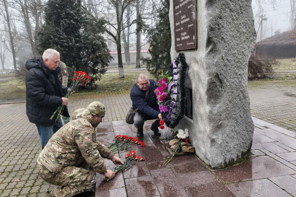 � ���������� ������� ������ ������-������������������