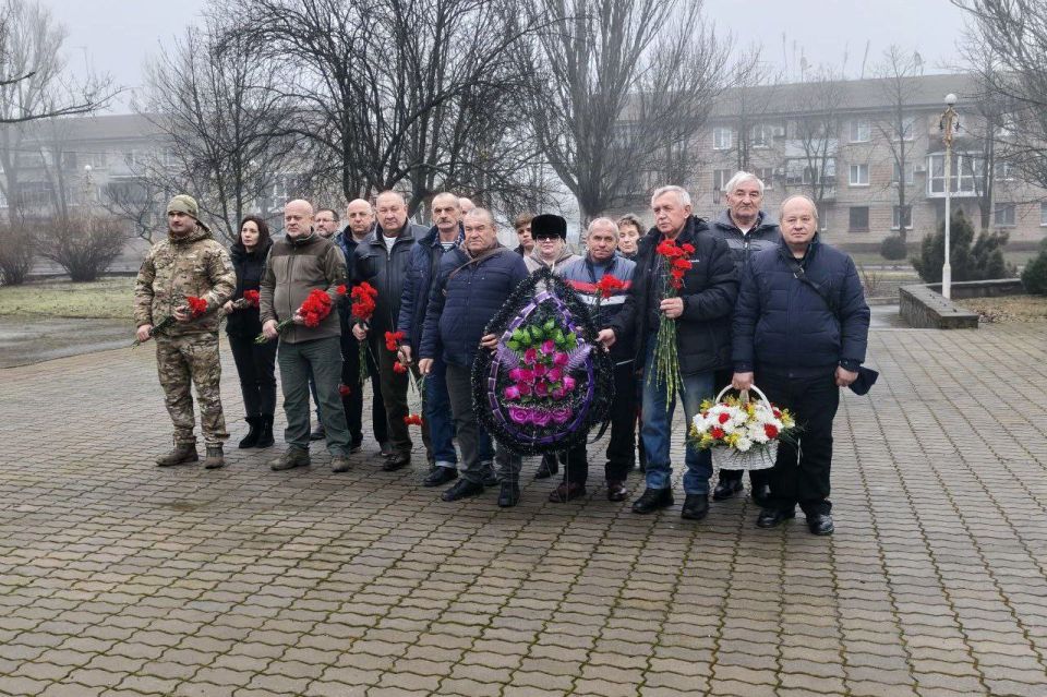 � ���������� ������� ������ ������-������������������