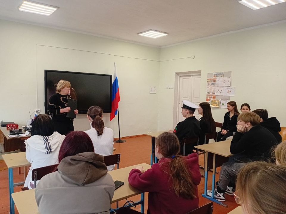 �����������-����������� ���������� ����������� ����� � ���� ����, ������������ �� ��� ������ � ���������, ����������� ��������� ���� �� ��������� ���������, ��������� ���������� ������������ ��������������� ���