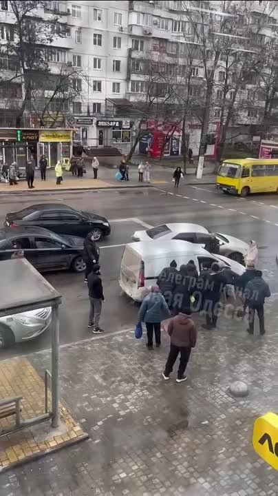 ���������� ���� ������� ����������� "���" � ��� "�������"