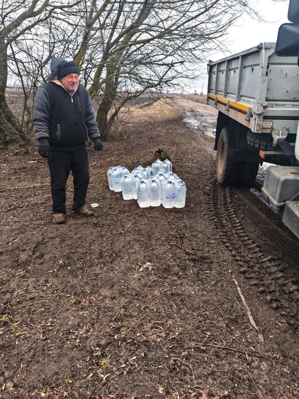 Жители отдаленного села Новое Поле выражают благодарность ИП Корчебному за доставку бутилированной питьевой воды Жители отдаленного села Новое Поле выражают благодарность ИП Корчебному за доставку бутилированной питьевой воды