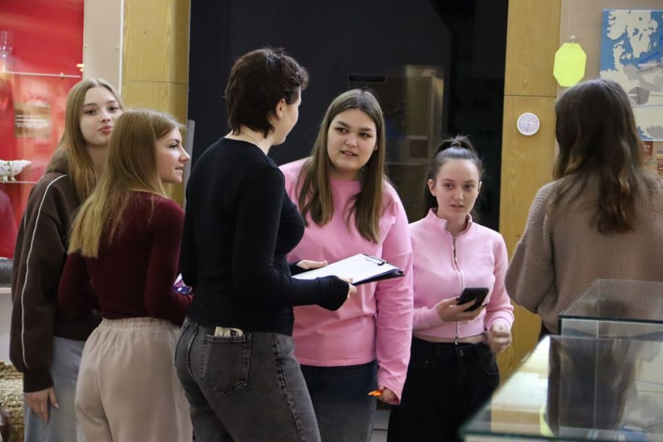 ����� ������ ����: �������������� � 242 ����!