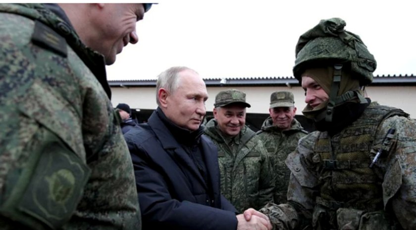 Путин: помощь семьям бойцов СВО должна быть на постоянном контроле глав регионов