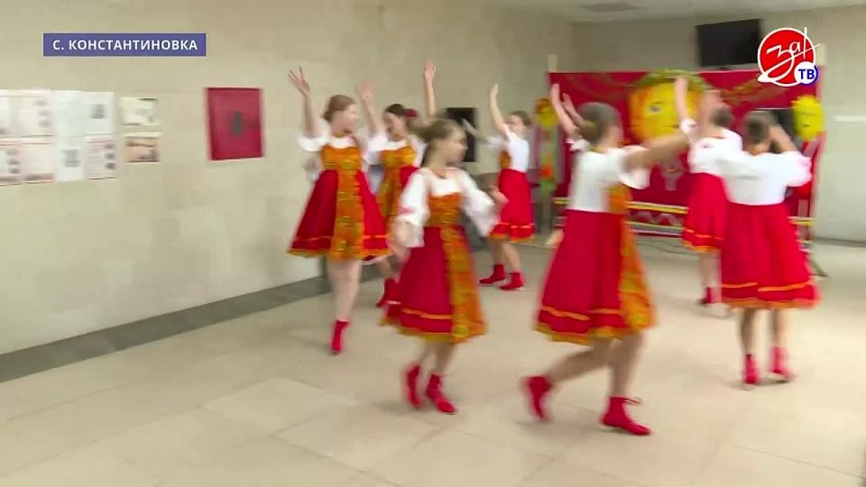 В константиновском Доме культуры к масленичной неделе подготовили яркое представление для детей