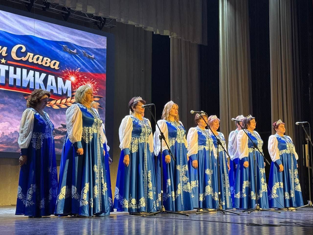 19 февраля для работников Мелитополь-Херсонского филиала ФГУП "ЖДН" во Дворце культуры железнодорожников состоялся праздничный концерт «Честь и слава защитникам!» 19 февраля для работников Мелитополь-Херсонского филиала ФГУП "ЖДН" во Дворце культуры железнодорожников состоялся праздничный концерт «Честь и слава защитникам!»