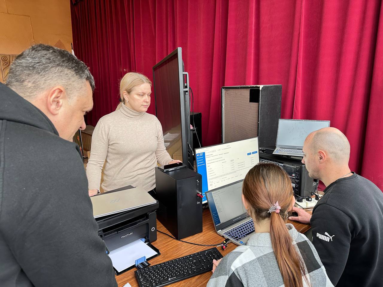 18 февраля 2026 года на территории Запорожской области при организационно-технологическом сопровождении ГБУ ЗО «РЦОИ» состоялось Всероссийское тренировочное мероприятие в форме единого государственного экзамена по географии... 18 февраля 2026 года на территории Запорожской области при организационно-технологическом сопровождении ГБУ ЗО «РЦОИ» состоялось Всероссийское тренировочное мероприятие в форме единого государственного экзамена по географии...