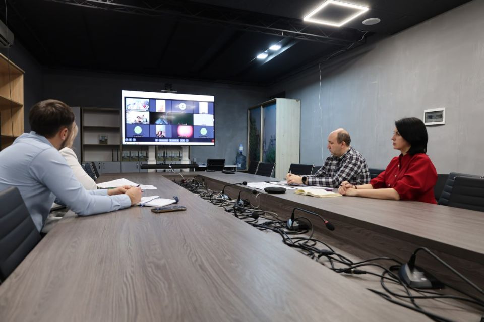 19 ������� �� ���� ������������ �������� ����������� ������� ���������� ������ ������� �������, ����������� �������� ���������� �������������� ���������� � ����� ��������