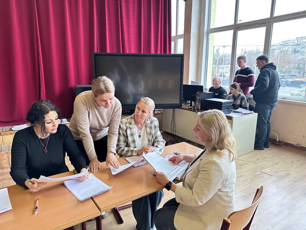 18 февраля 2026 года на территории Запорожской области при организационно-технологическом сопровождении ГБУ ЗО «РЦОИ» состоялось Всероссийское тренировочное мероприятие в форме единого государственного экзамена по географии... 18 февраля 2026 года на территории Запорожской области при организационно-технологическом сопровождении ГБУ ЗО «РЦОИ» состоялось Всероссийское тренировочное мероприятие в форме единого государственного экзамена по географии...