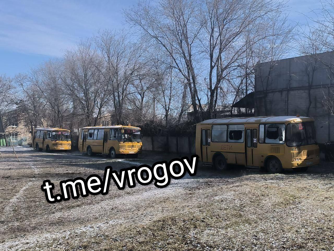 Владимир Рогов: Нацисты снова обстреляли школу Владимир Рогов: Нацисты снова обстреляли школу