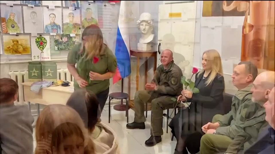 ���� �������: ������������ ������� �������������� ����� �.��������� ������ � ��������������� ������� ������� �� ������������� �������� ����� ���� ���� � ������. ������� ����� ��λ