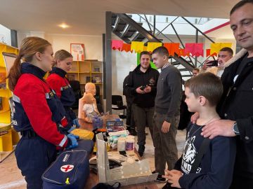 Масленица по-спасательски. Добровольцы Запорожского регионального отделения ВСКС организовали интерактивные площадки в рамках праздничного мероприятия, посвященного Масленице, которое состоялось на базе Министерства по...