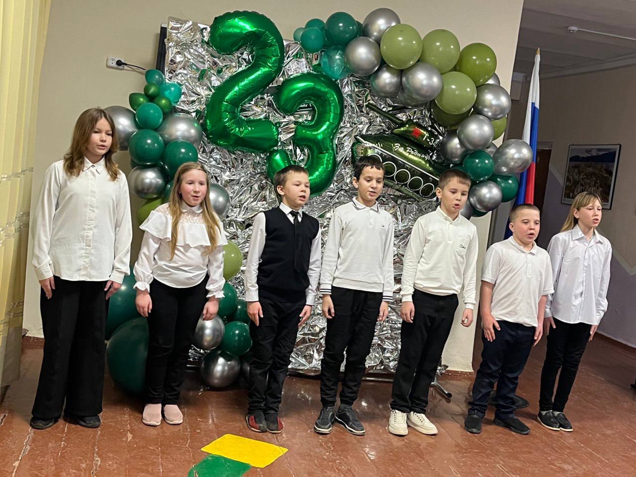 Праздничный концерт ко Дню защитника Отечества Праздничный концерт ко Дню защитника Отечества