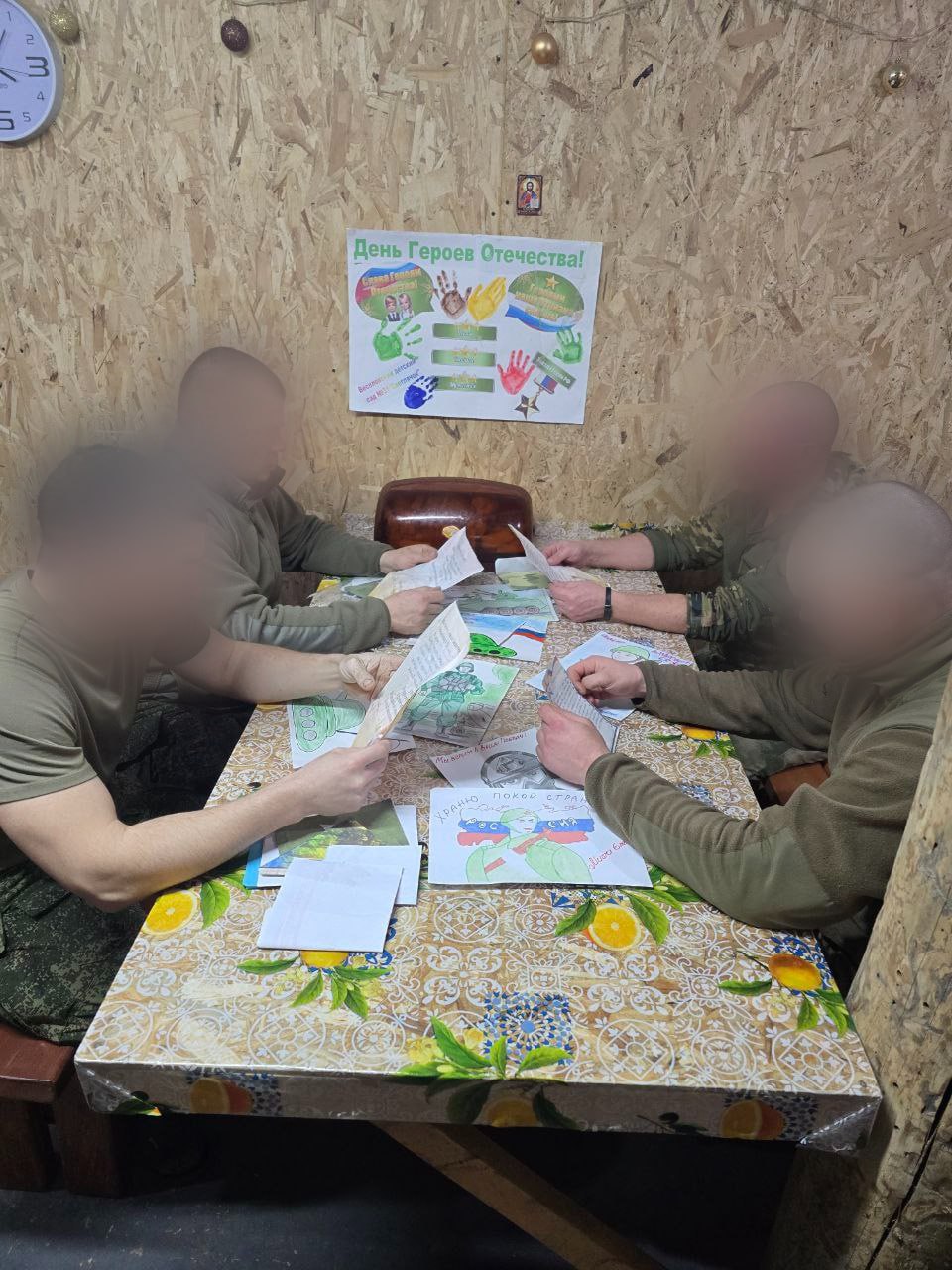 Ко Дню защитника Отечества члены территориальной избирательной комиссии №18 и участковых избирательных комиссий Весёловского муниципального округа собрали средства и доставили гуманитарную помощь нашим славным защитникам... Ко Дню защитника Отечества члены территориальной избирательной комиссии №18 и участковых избирательных комиссий Весёловского муниципального округа собрали средства и доставили гуманитарную помощь нашим славным защитникам...