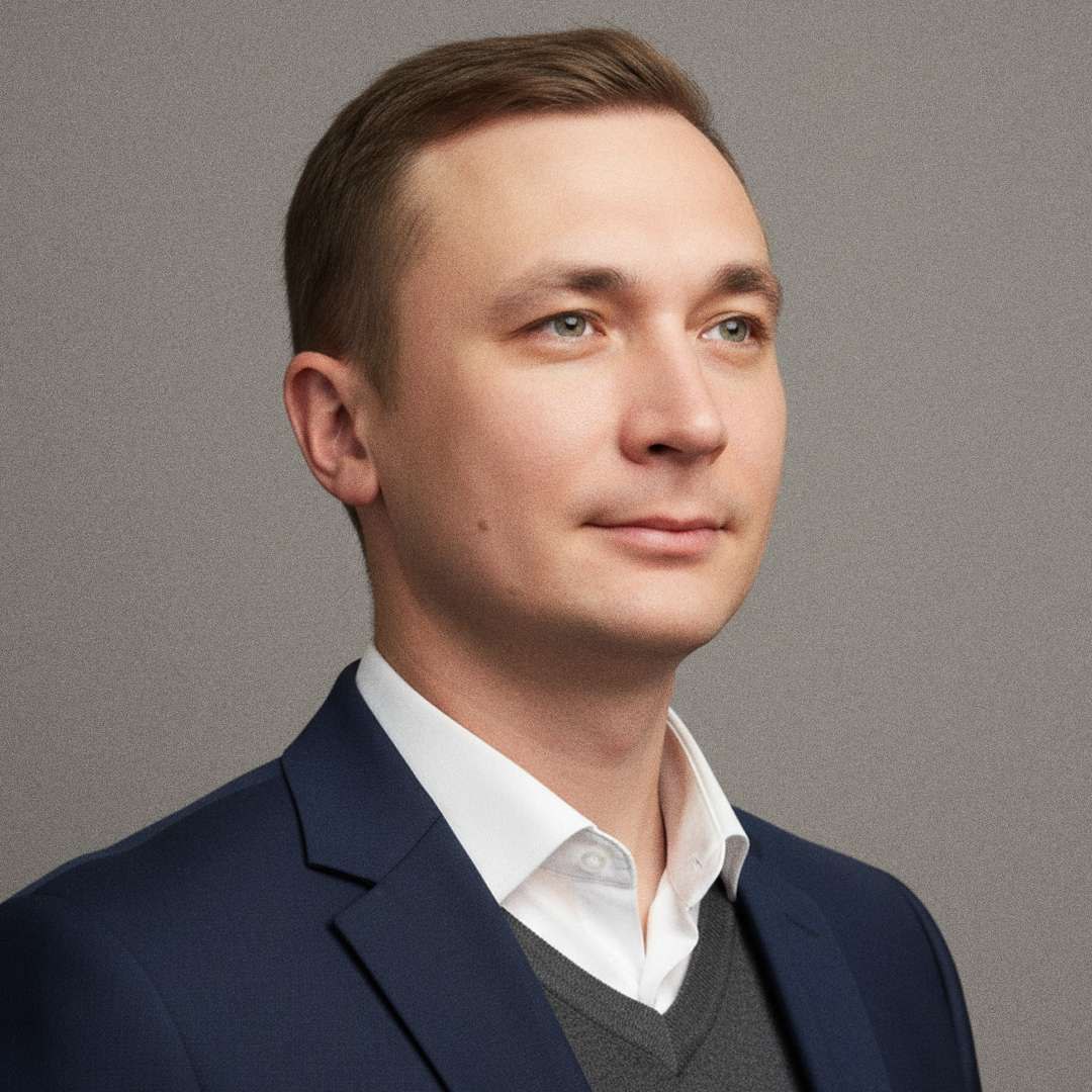 Сегодня, 23 февраля, свой День рождения отмечает Антон Тарантинов