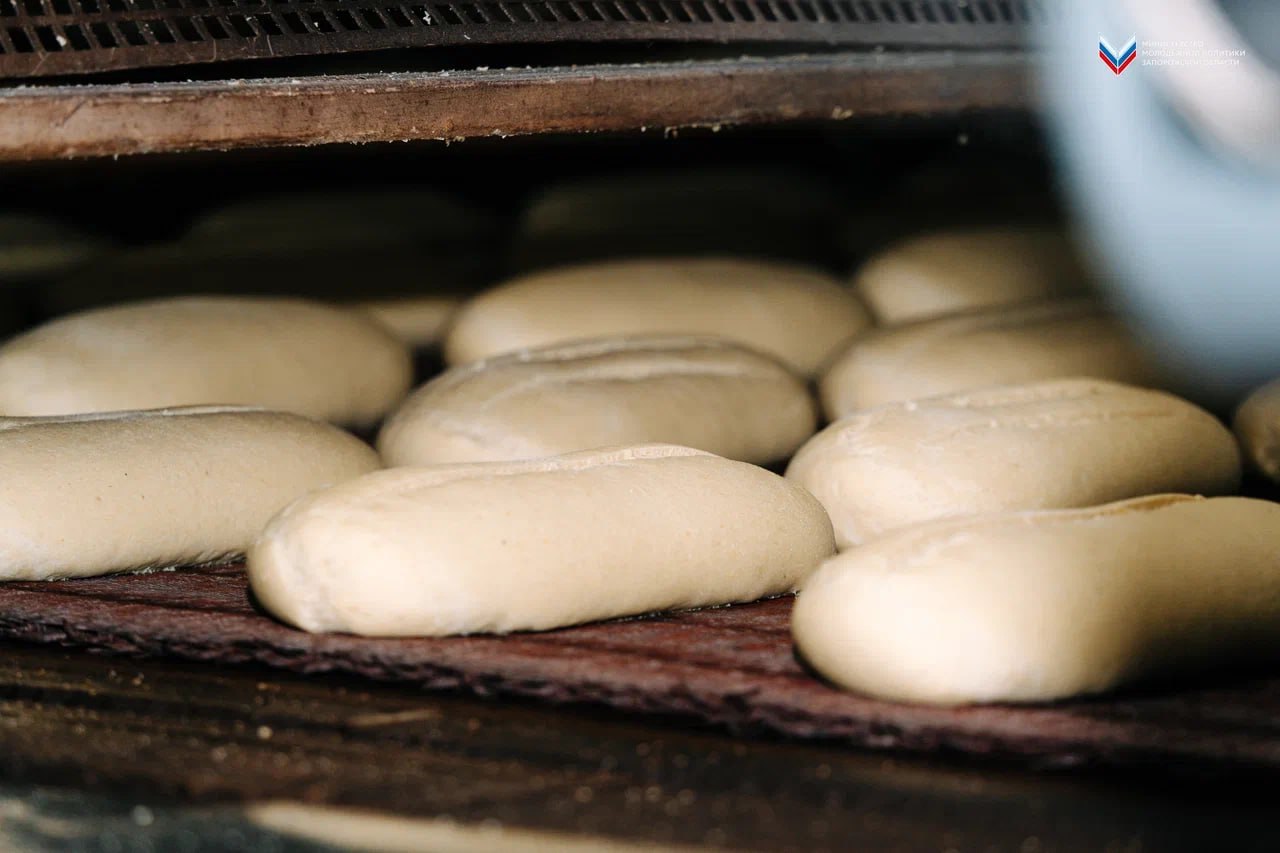 Молодёжь города Мелитополь побывала на экскурсии на Мелитопольском хлебокомбинате Молодёжь города Мелитополь побывала на экскурсии на Мелитопольском хлебокомбинате