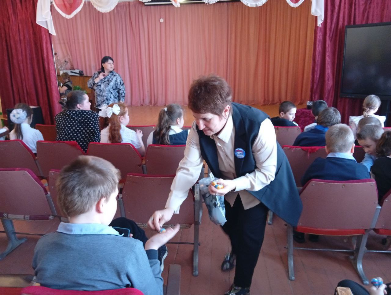 Концерт «Защитником быть — Родине служить» для младших школьников Концерт «Защитником быть — Родине служить» для младших школьников