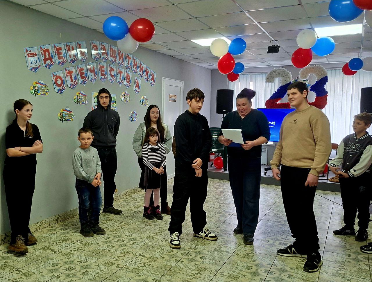 Ко Дню защитника Отечества в Гирсовском Доме культуры прошла увлекательная конкурсноигровая программа «Атыбаты, шли солдаты» Ко Дню защитника Отечества в Гирсовском Доме культуры прошла увлекательная конкурсноигровая программа «Атыбаты, шли солдаты»