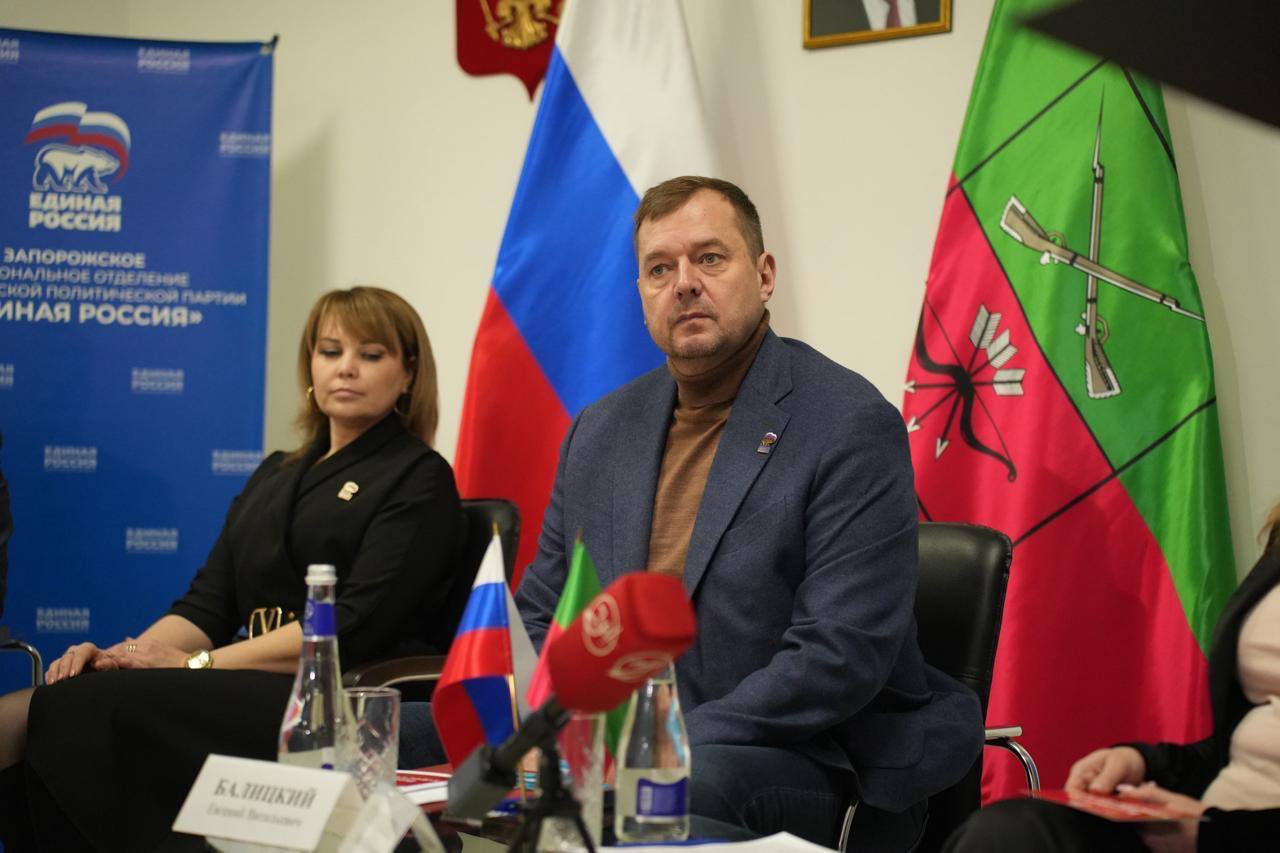 Евгений Балицкий: Сегодня работа регионального отделения партии «Единая Россия» — это колоссальный объём работы, и тот исторический, судьбоносный выбор, который мы сделали в 2022 году и ни разу не усомнились в нём, позволяет...