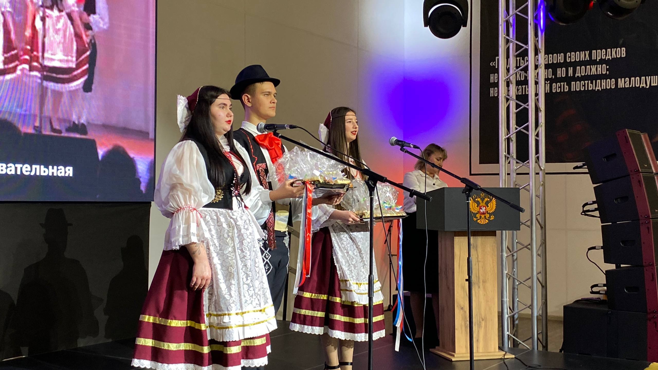 Особое место в рамках стратегической сессии «Навигаторы детства: сила в единстве» заняла вторая презентационная площадка — «Галерея национально-культурных традиций» Особое место в рамках стратегической сессии «Навигаторы детства: сила в единстве» заняла вторая презентационная площадка — «Галерея национально-культурных традиций»