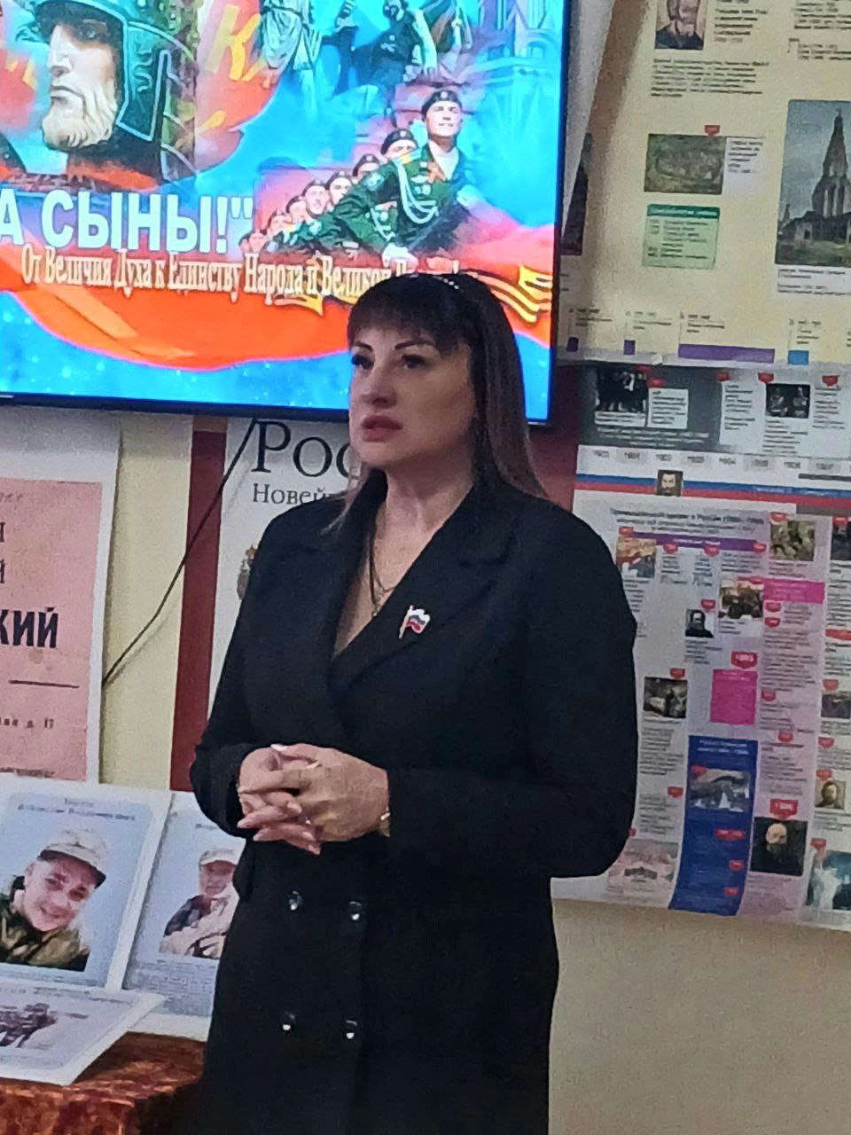 Победа будет за нами!. В Акимовском районном историко-краеведческом музее состоялось торжественное мероприятие «Военная история Отечества в лицах», приуроченное к празднованию Дня Защитника Отечества, а также памятной дате -...