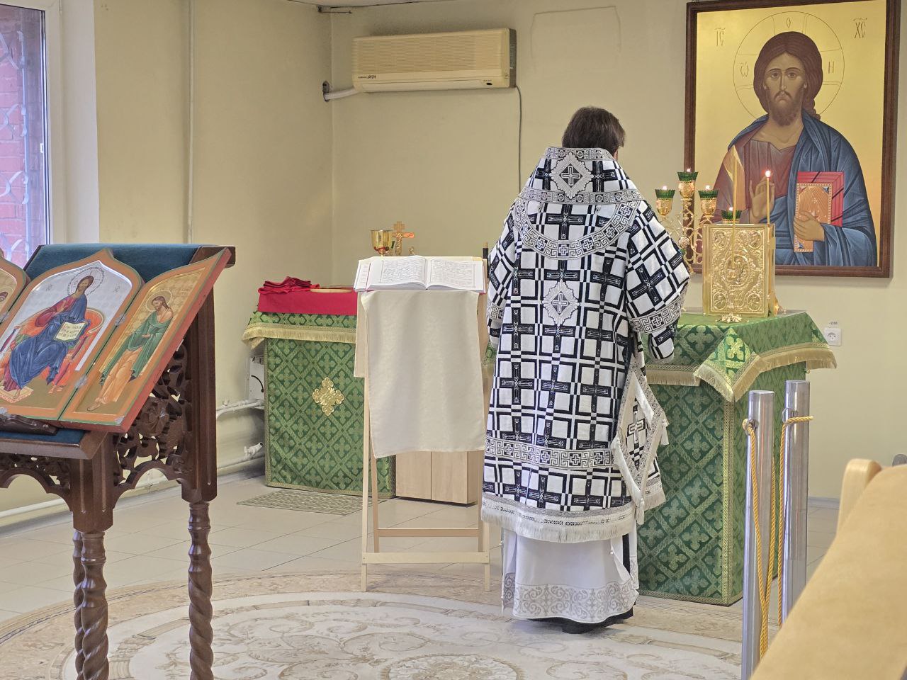 ЗАЭС: Епископ Пётр: “Душа бессмертная может найти утешение только в Боге” ЗАЭС: Епископ Пётр: “Душа бессмертная может найти утешение только в Боге”