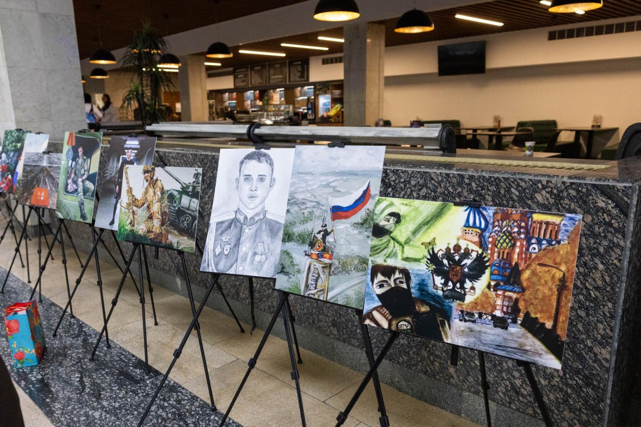 Фонд "Защитники Отечества" приглашает жителей Запорожской области на конкурс «Памяти героев верны!» Фонд "Защитники Отечества" приглашает жителей Запорожской области на конкурс «Памяти героев верны!»