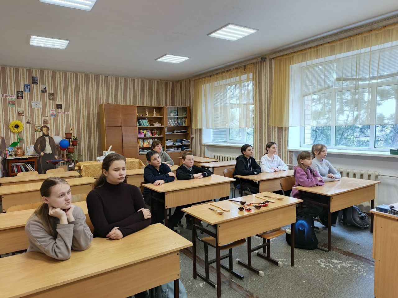 В рамках межрегиональной акции "Праздник деревянной ложки",организованной Томской областной детско-юношеской библиотекой совместно с Томским региональных отделением Общероссийской общественно-государственной организацией... В рамках межрегиональной акции "Праздник деревянной ложки",организованной Томской областной детско-юношеской библиотекой совместно с Томским региональных отделением Общероссийской общественно-государственной организацией...