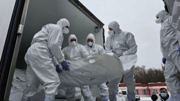 Россия передала Украине тела 1000 погибших украинских военных, сообщил Мединский