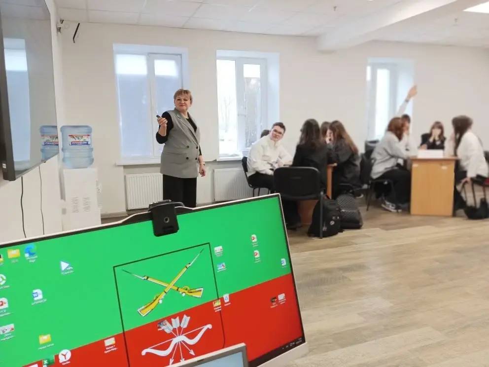 В мультимедийном историческом парке "Россия - моя история" прошла увлекательная интеллектуальная игра "Мы молодые – нам выбирать", посвящённая Дню молодого избирателя В мультимедийном историческом парке "Россия - моя история" прошла увлекательная интеллектуальная игра "Мы молодые – нам выбирать", посвящённая Дню молодого избирателя