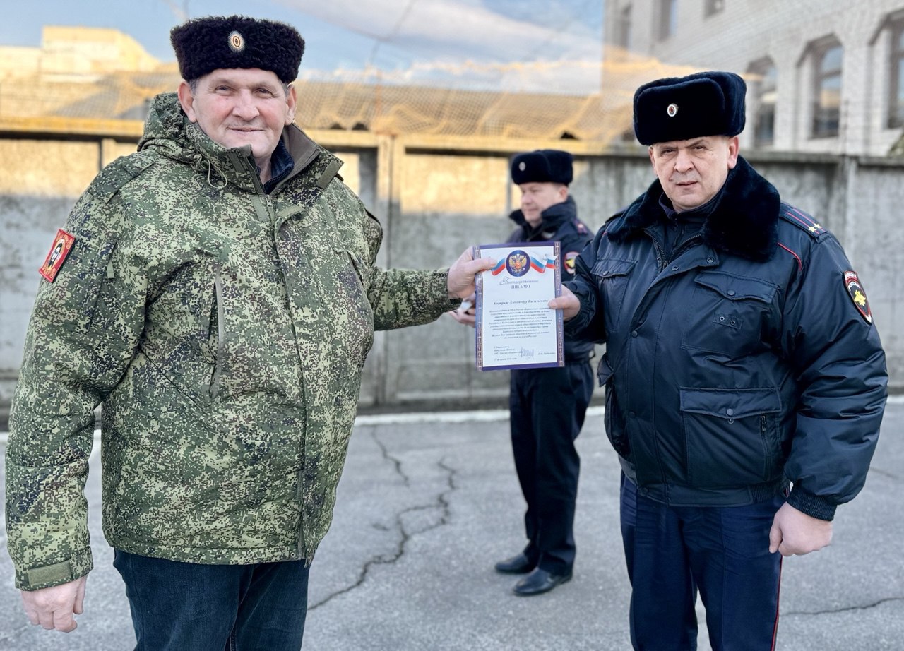 Совместная служба: казаки и полиция на страже порядка Совместная служба: казаки и полиция на страже порядка