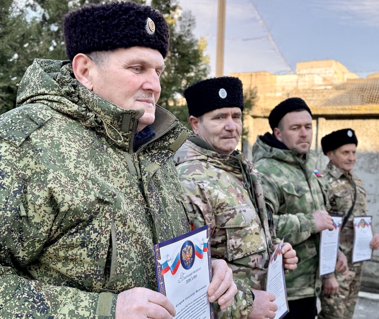 Совместная служба: казаки и полиция на страже порядка Совместная служба: казаки и полиция на страже порядка