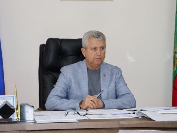 Виктор Емельяненко: Дорогие друзья!. Сегодня, 2 марта, Россия впервые отмечает День наставника