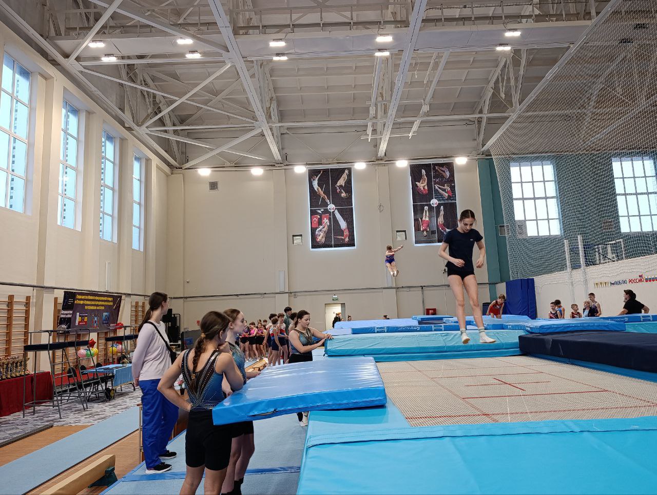 Сборная команда Запорожской области по прыжкам на батуте успешно приняла участие в Первенстве ЮФО Сборная команда Запорожской области по прыжкам на батуте успешно приняла участие в Первенстве ЮФО