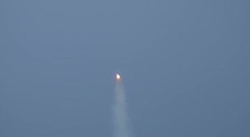 Иран опубликовал кадры запуска баллистических ракет по территории Израиля