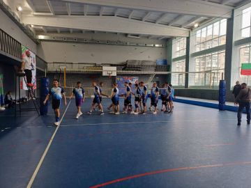 Старт Волейбольной лиги: борьба продолжается