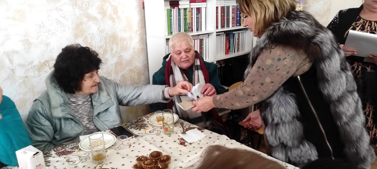 Дом культуры в селе Плодородное организовал весенний сюрприз для женщин Дом культуры в селе Плодородное организовал весенний сюрприз для женщин