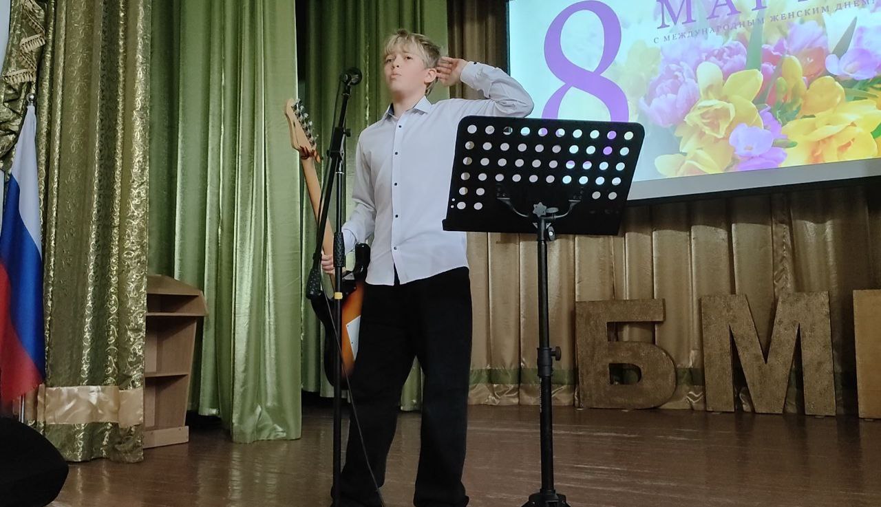 Праздничный концерт «Дыхание весны» в Бердянском медицинском колледже Праздничный концерт «Дыхание весны» в Бердянском медицинском колледже