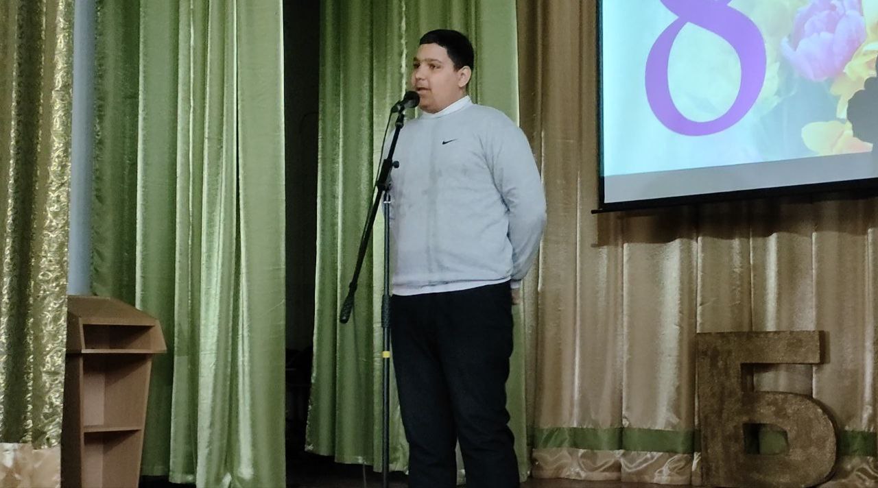 Праздничный концерт «Дыхание весны» в Бердянском медицинском колледже Праздничный концерт «Дыхание весны» в Бердянском медицинском колледже