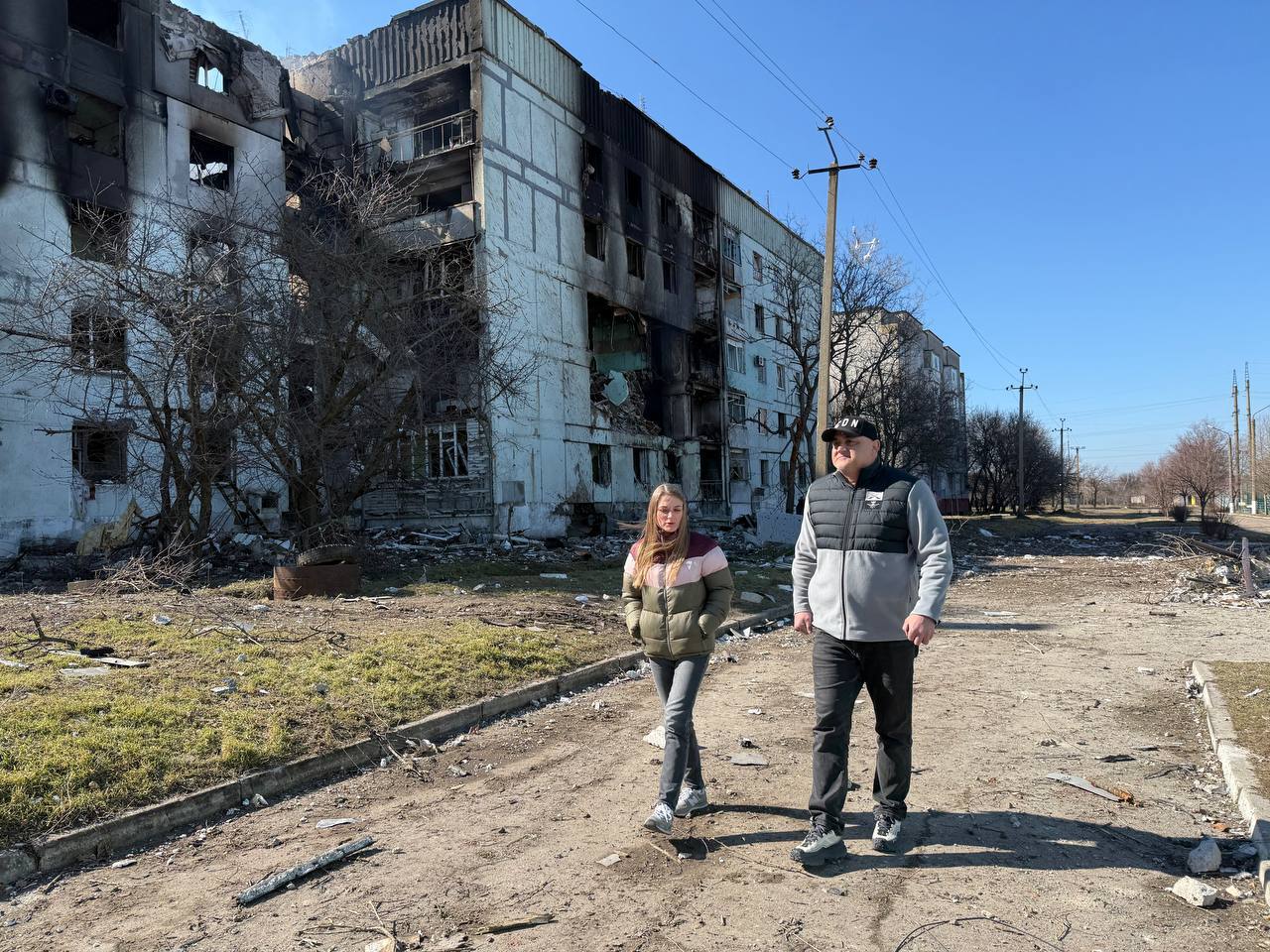 Евгений Балицкий: По моему поручению на место, где этой ночью противник совершил подлую атаку БПЛА по многоквартирным домам в Васильевке, выехал мой заместитель Артур Саидов