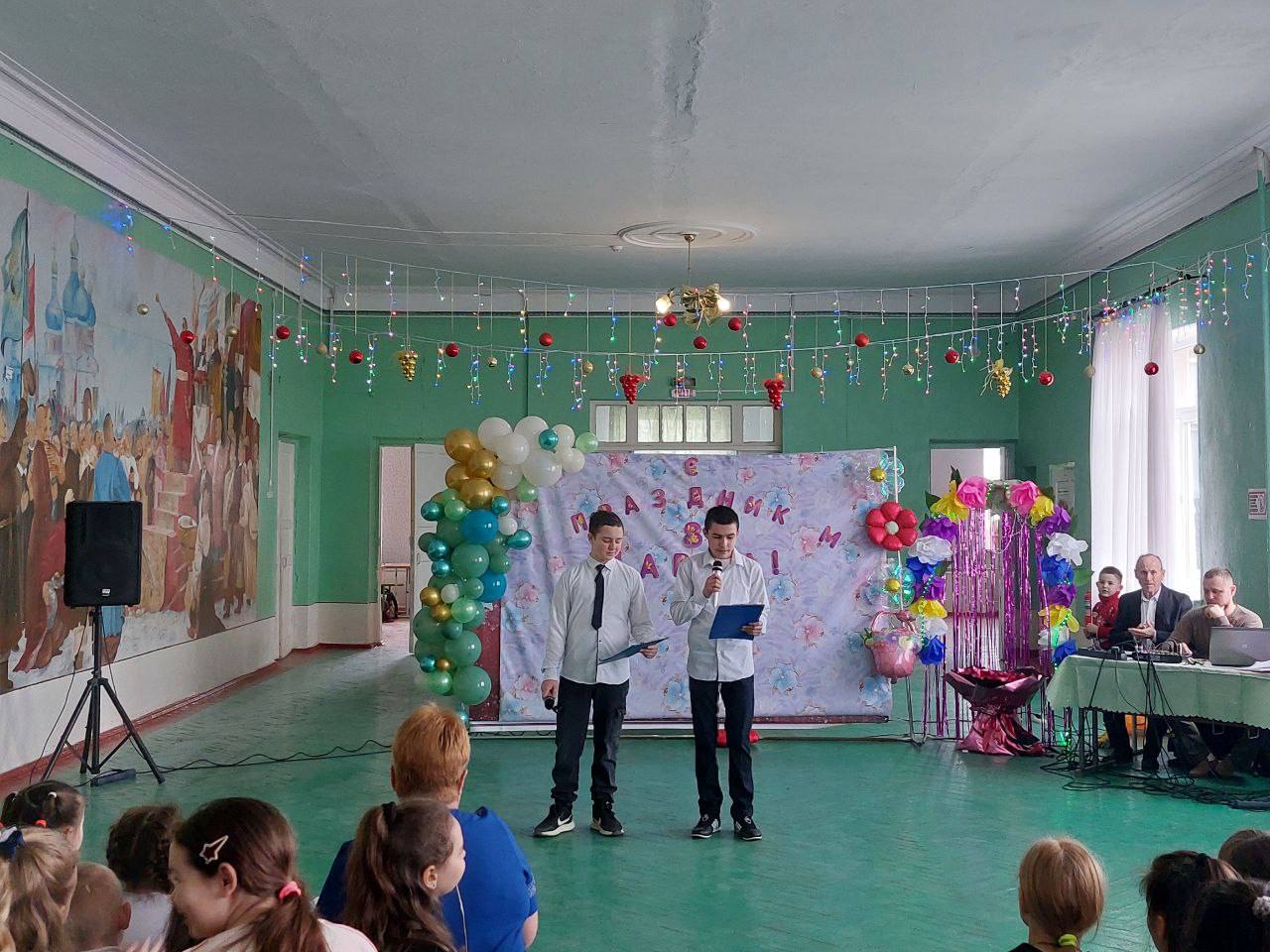 В ГБУ ОО ЗО «Переможненская СОШ №34» прошло праздничное мероприятие «Женский праздник- значит весна» и после него хочется сказать спасибо прекрасной половине человечества за доброту, терпение и любовь, которые согревают нас... В ГБУ ОО ЗО «Переможненская СОШ №34» прошло праздничное мероприятие «Женский праздник- значит весна» и после него хочется сказать спасибо прекрасной половине человечества за доброту, терпение и любовь, которые согревают нас...