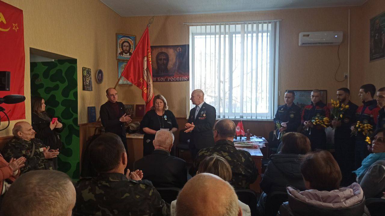 Память, благодарность к Международному женскому дню Память, благодарность к Международному женскому дню