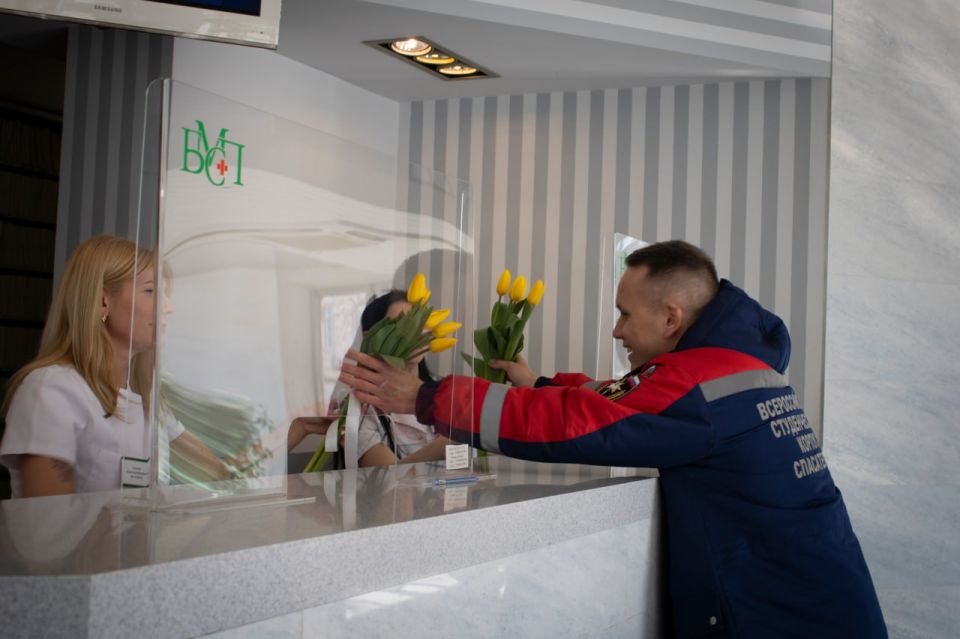 Восьмое марта подошло к концу, но тёплая атмосфера праздника сохраняется Восьмое марта подошло к концу, но тёплая атмосфера праздника сохраняется