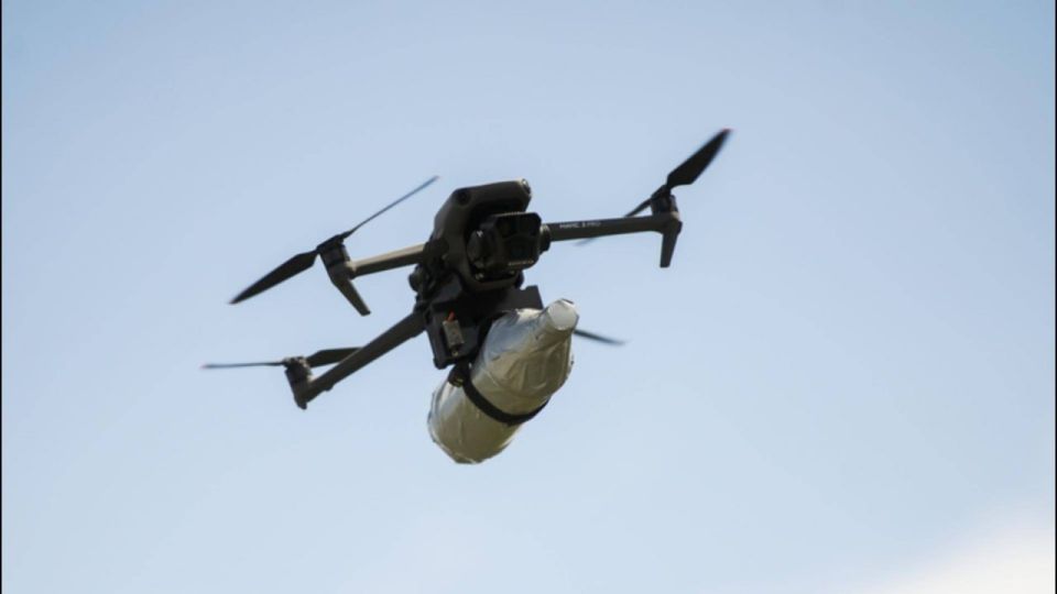 ВСУ атаковали автомобиль «Почты Таврии», в котором ехали трое работников предприятия