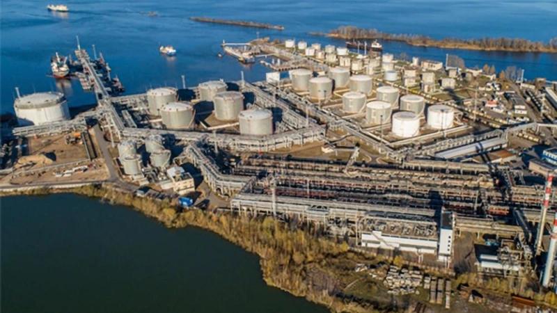 Юрий Подоляка: Блокада Ормузского пролива: отмена нефтяных санкций против России – это надолго…