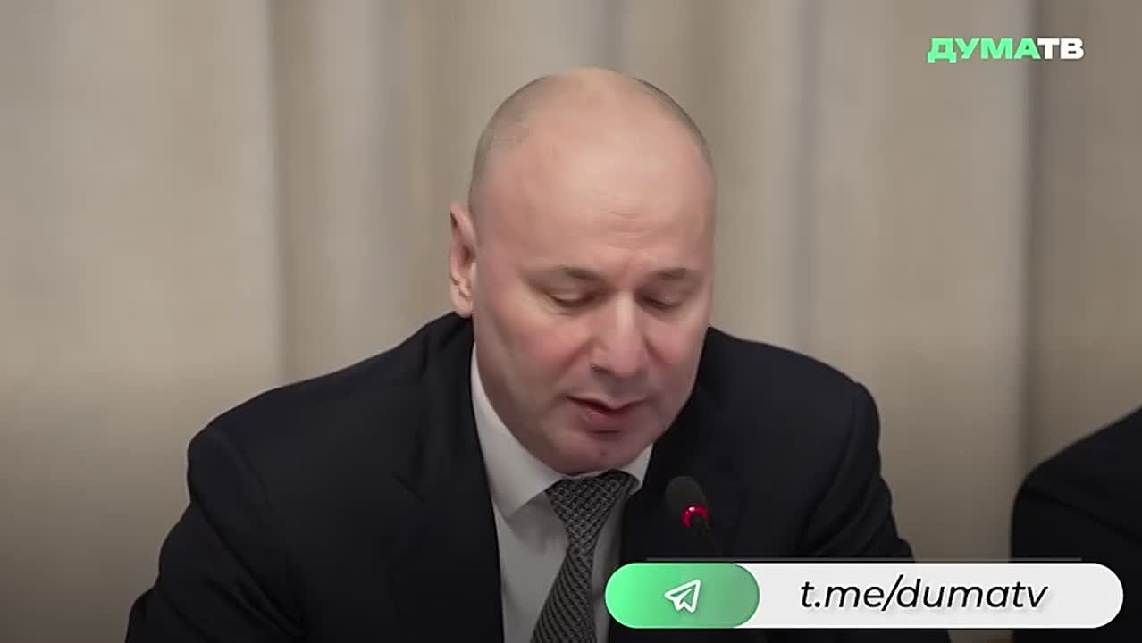 Досрочный период сдачи ЕГЭ в российских школах продлится с 20 марта по 20 апреля, в нём примут участие более 2,5 тыс